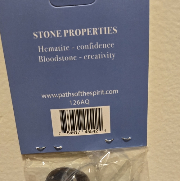 Aquarius Zodiac Hematite & Bloodstone Set - Picture 2 of 2